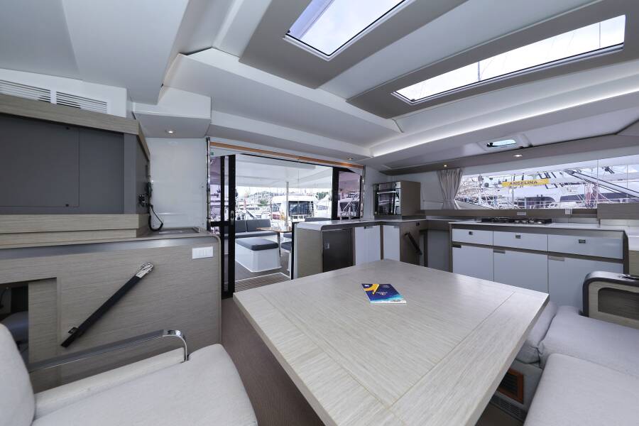 Fountaine Pajot Elba 45