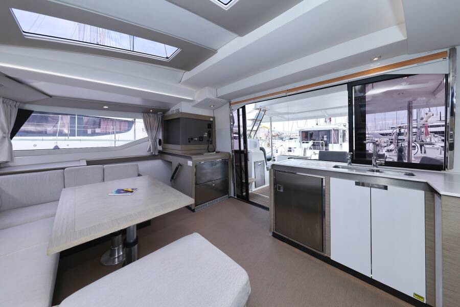 Fountaine Pajot Elba 45