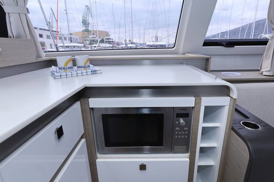 Fountaine Pajot Elba 45