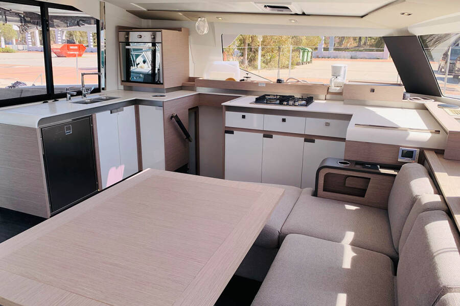 Fountaine Pajot Elba 45