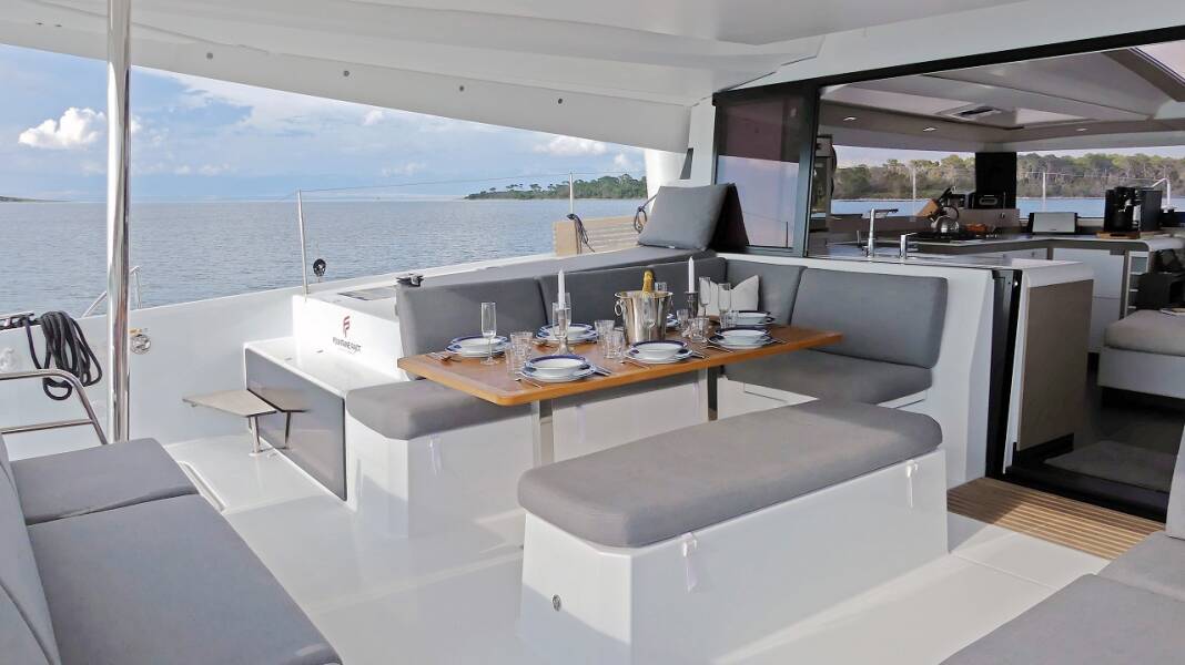 Fountaine Pajot Elba 45