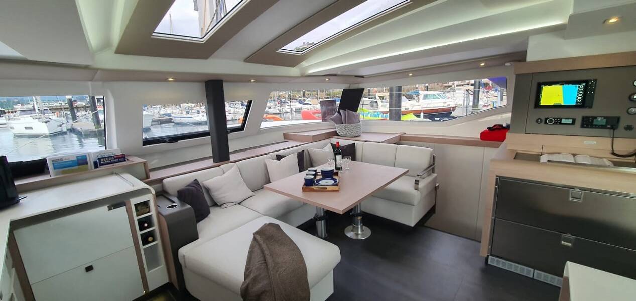 Fountaine Pajot Elba 45