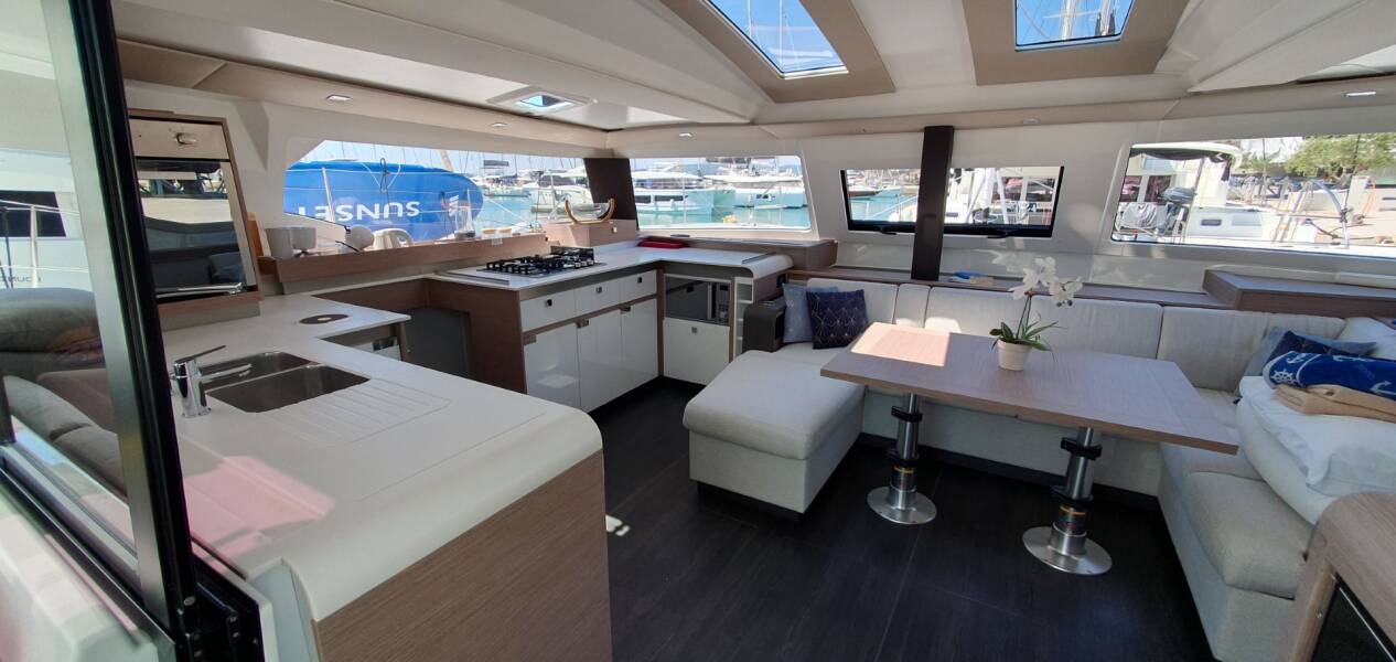 Fountaine Pajot Elba 45