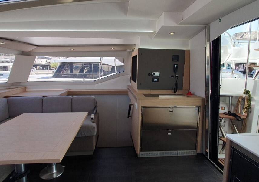 Fountaine Pajot Elba 45