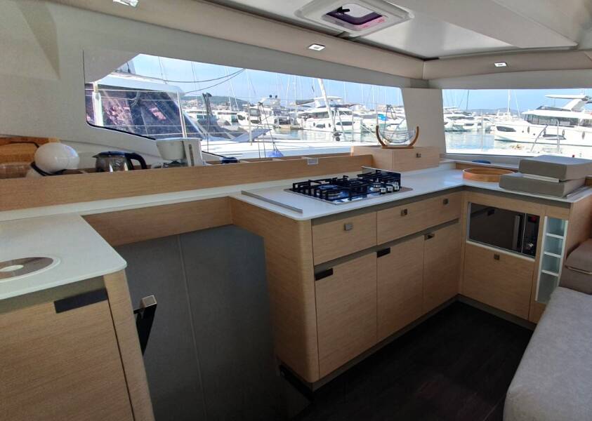 Fountaine Pajot Elba 45