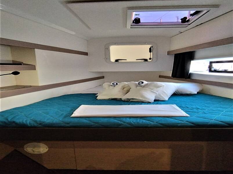 Fountaine Pajot Isla 40