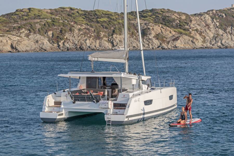 Fountaine Pajot Isla 40