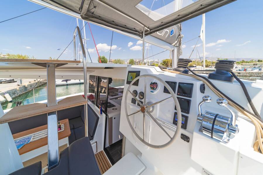 Fountaine Pajot Isla 40