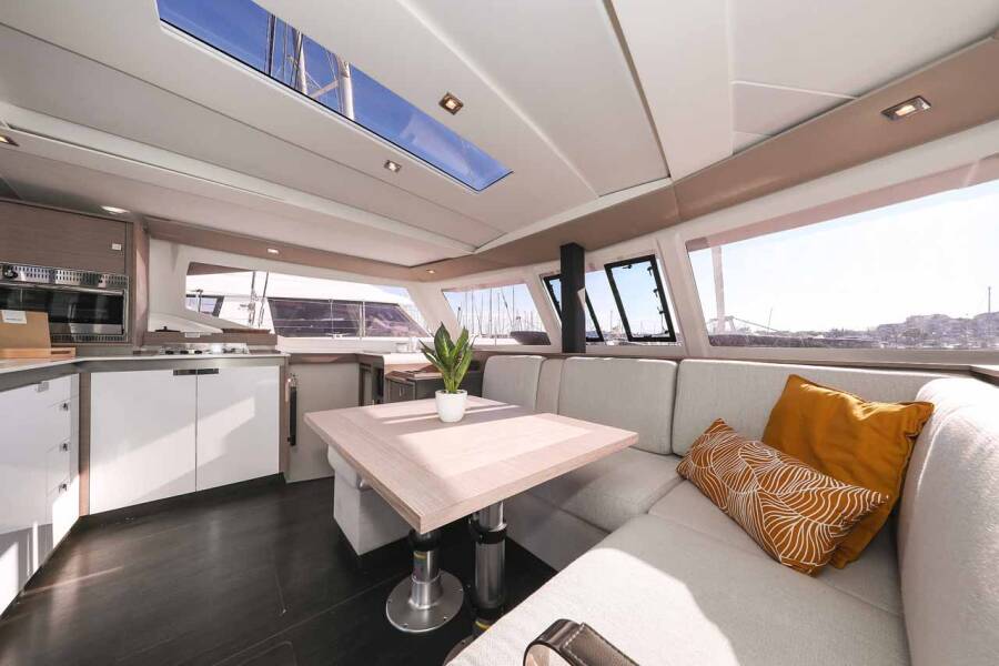 Fountaine Pajot Isla 40