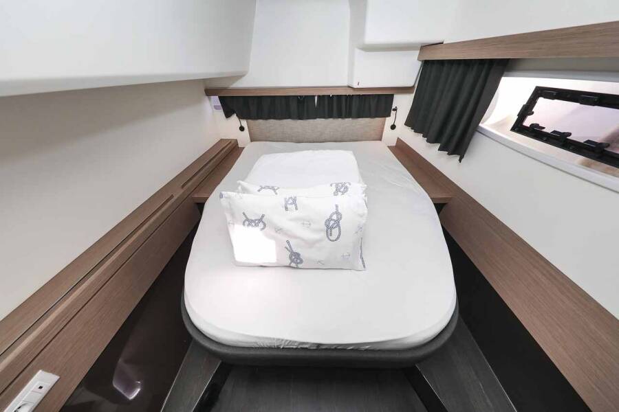 Fountaine Pajot Isla 40