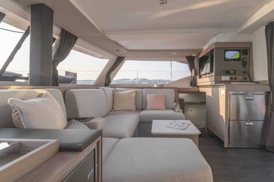 Fountaine Pajot Isla 40