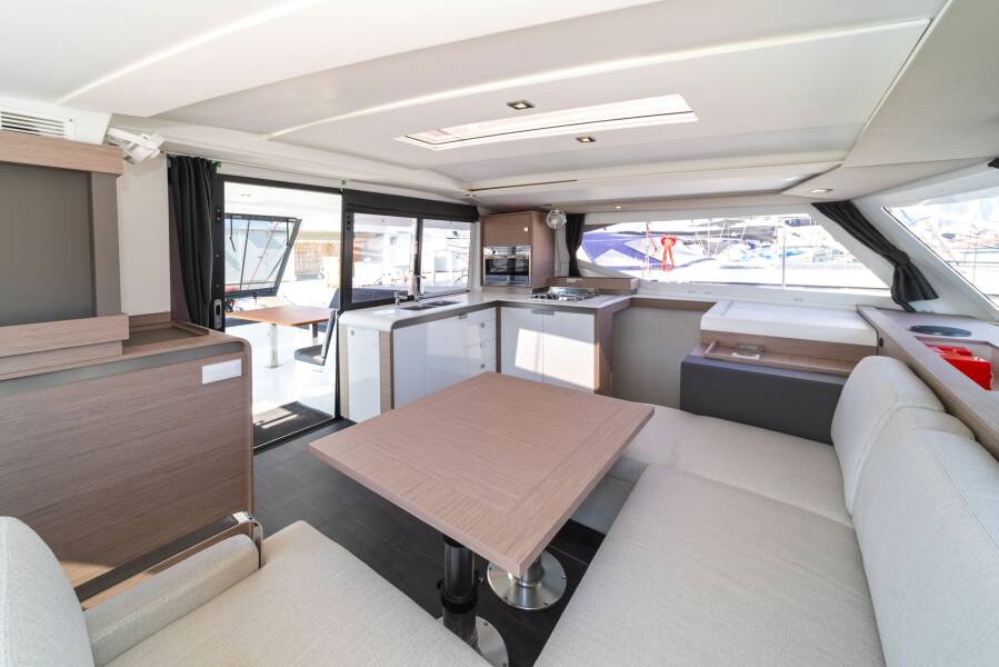 Fountaine Pajot Isla 40