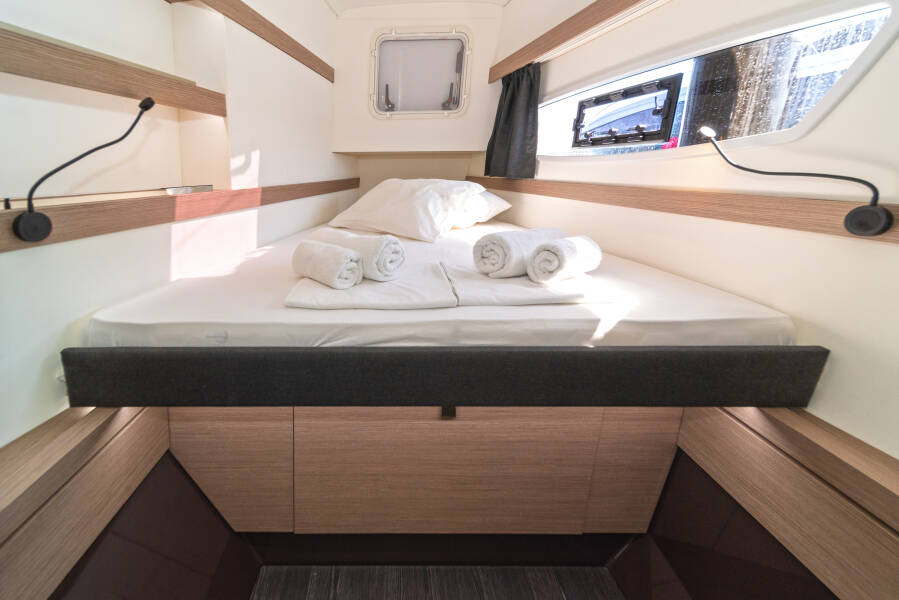 Fountaine Pajot Isla 40