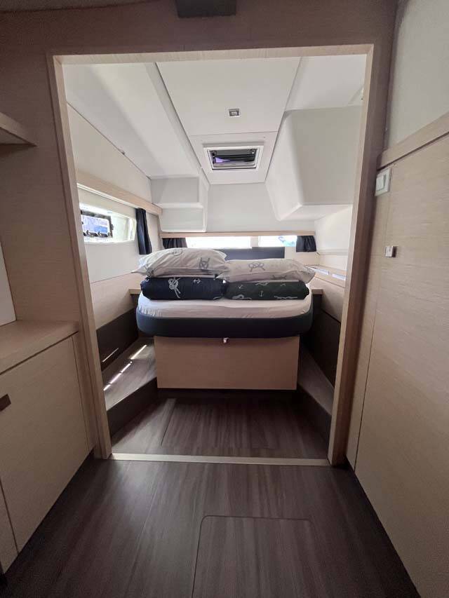 Fountaine Pajot Lucia 40