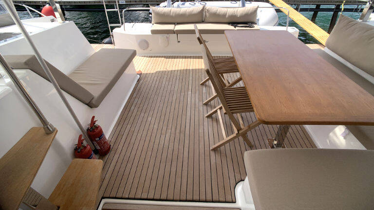 Fountaine Pajot Lucia 40