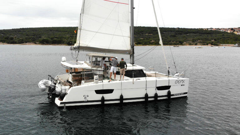 Fountaine Pajot Lucia 40