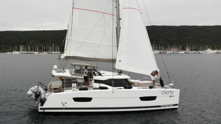 Fountaine Pajot Lucia 40