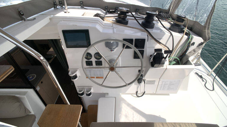 Fountaine Pajot Lucia 40