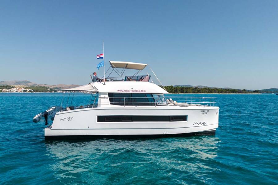 Fountaine Pajot MY 37