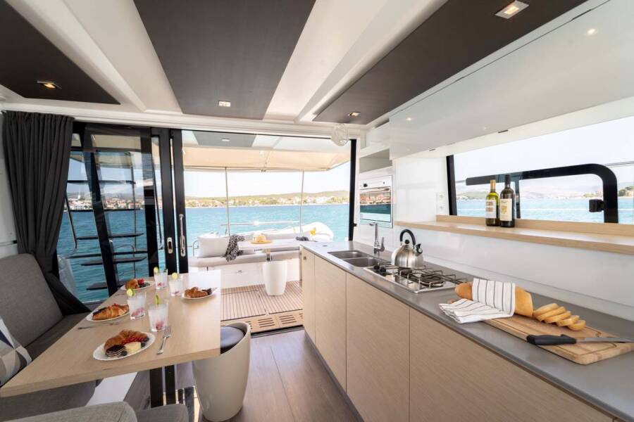 Fountaine Pajot MY 37