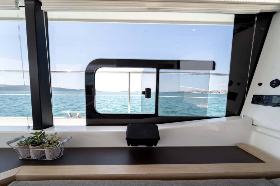 Fountaine Pajot MY 37