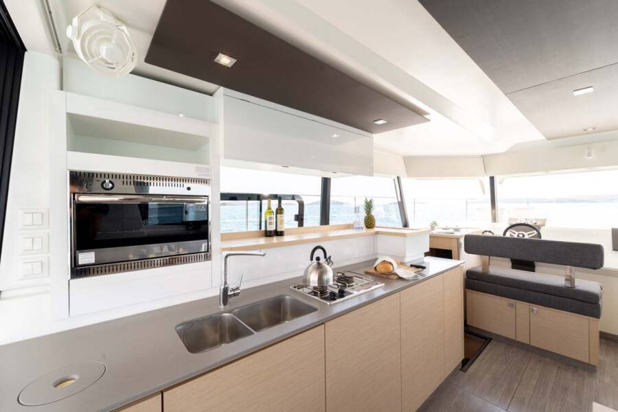 Fountaine Pajot MY 37