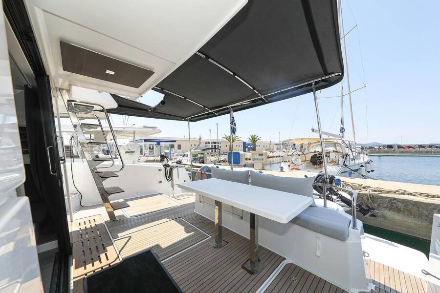 Fountaine Pajot MY 37