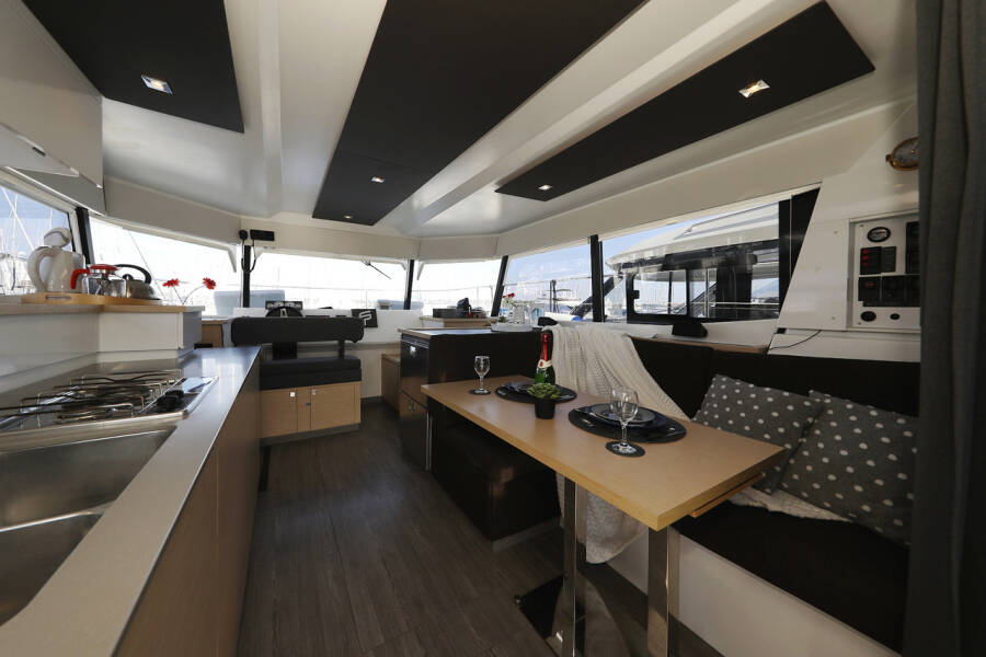 Fountaine Pajot MY 37