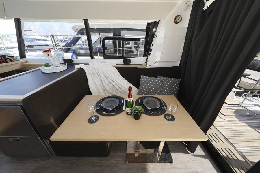 Fountaine Pajot MY 37