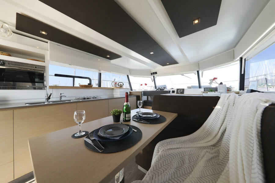 Fountaine Pajot MY 37