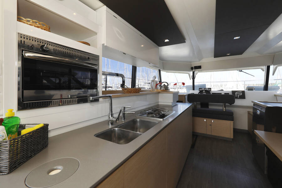 Fountaine Pajot MY 37