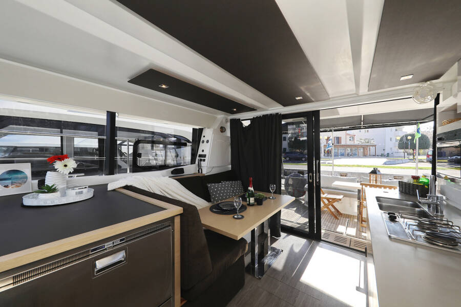 Fountaine Pajot MY 37