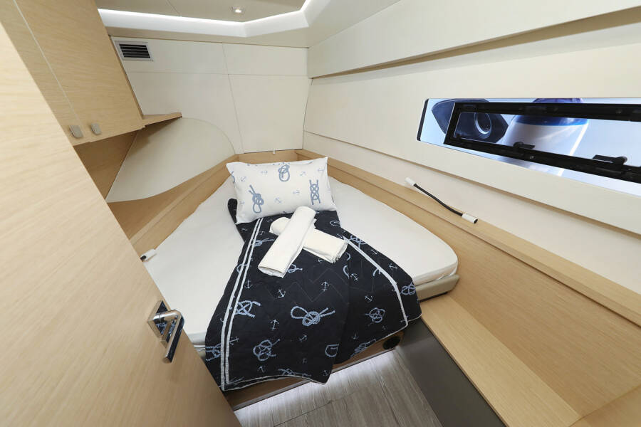 Fountaine Pajot MY 37