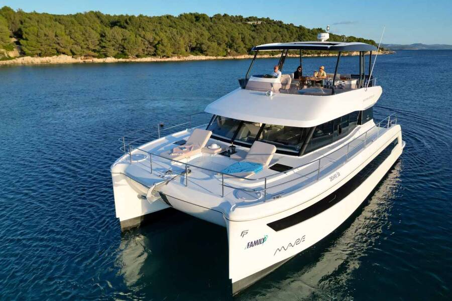 Fountaine Pajot MY6