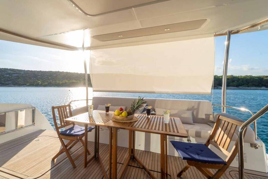 Fountaine Pajot MY6