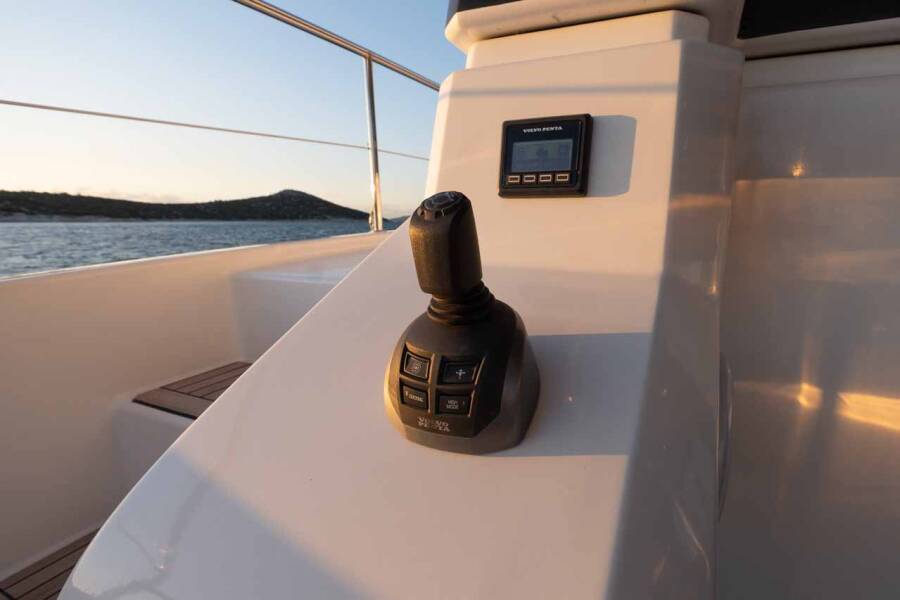 Fountaine Pajot MY6