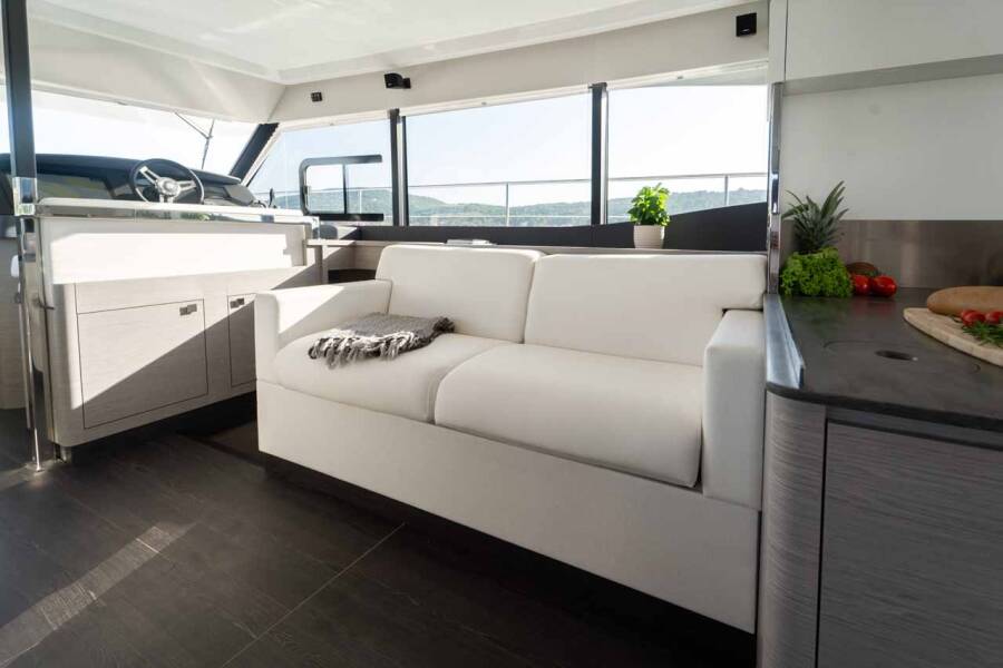 Fountaine Pajot MY6