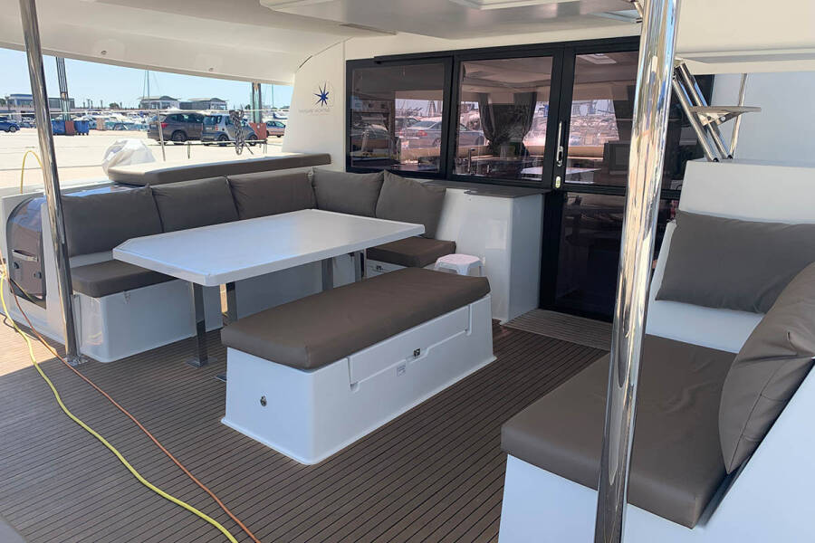 Fountaine Pajot Saba 50