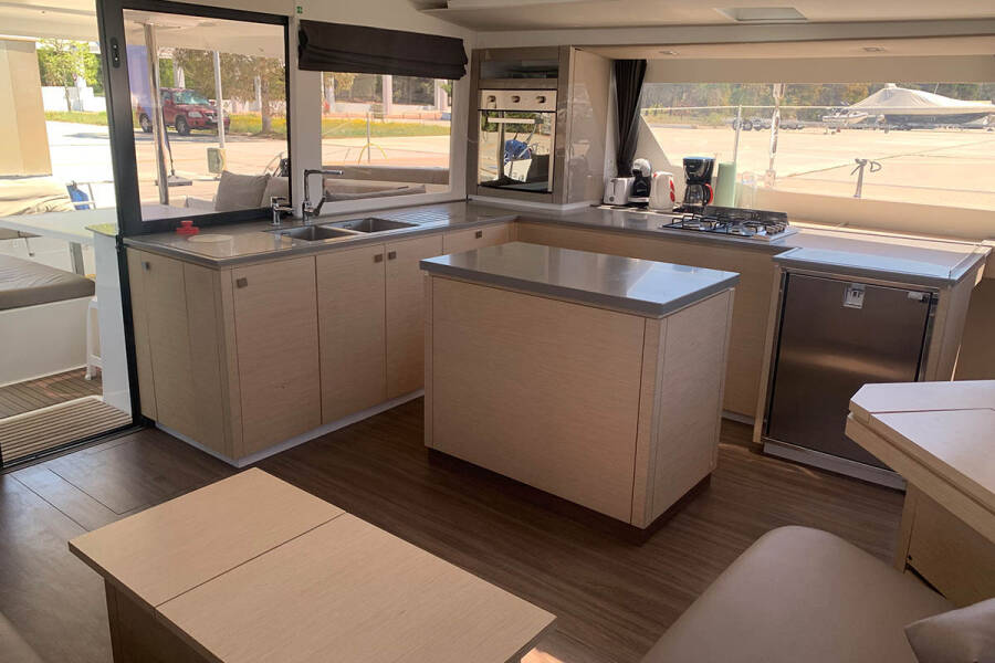 Fountaine Pajot Saba 50