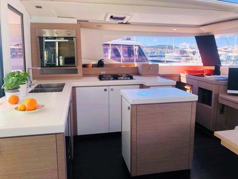 Fountaine Pajot Saona 47 Quintet