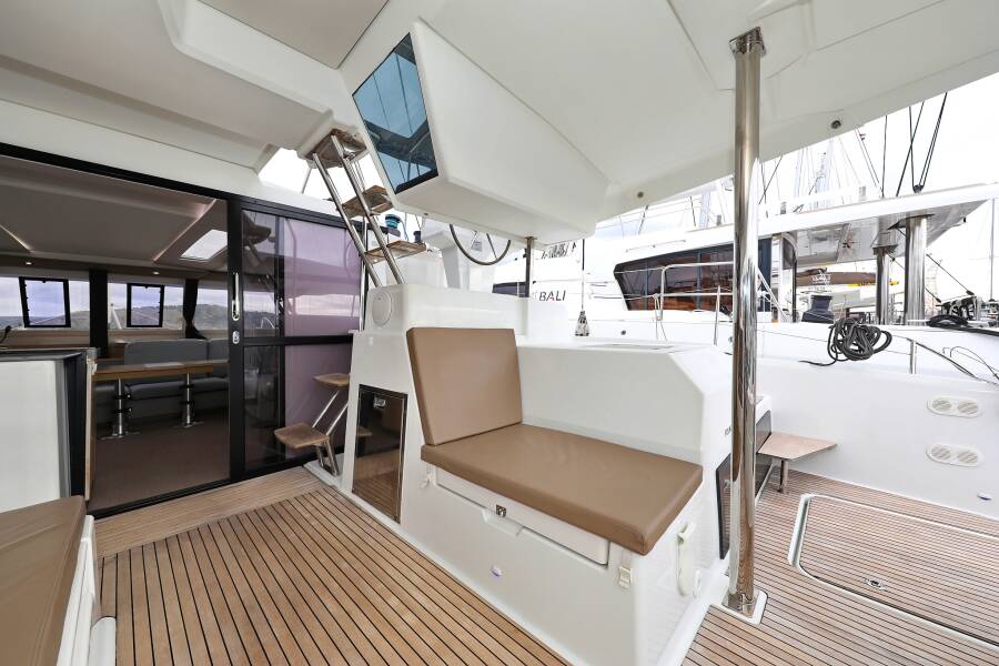 Fountaine Pajot Saona 47 Quintet