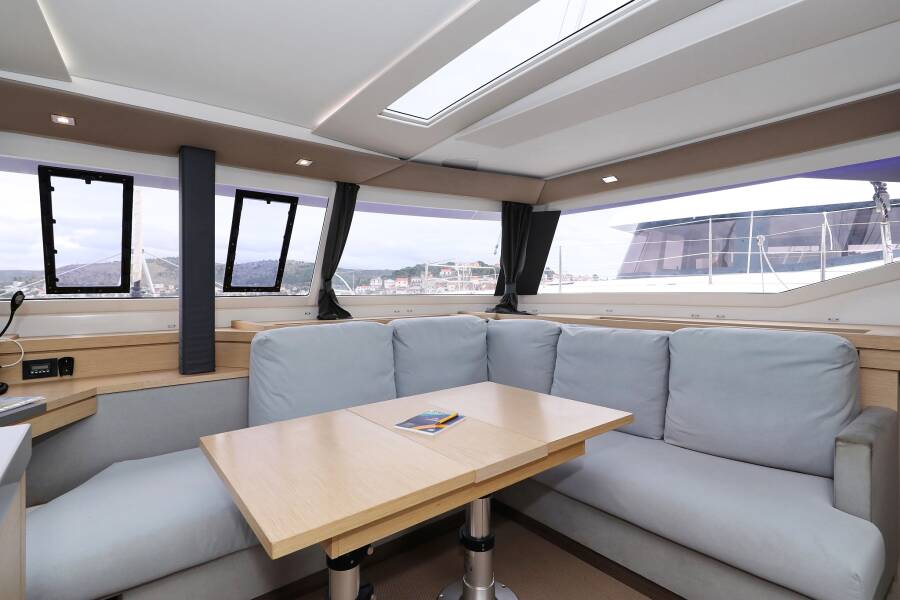 Fountaine Pajot Saona 47 Quintet