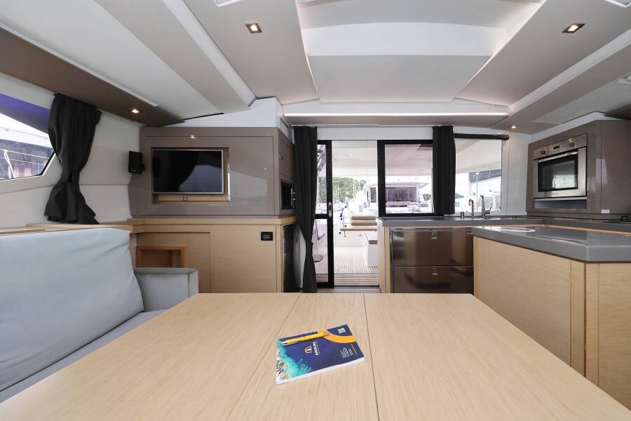 Fountaine Pajot Saona 47 Quintet