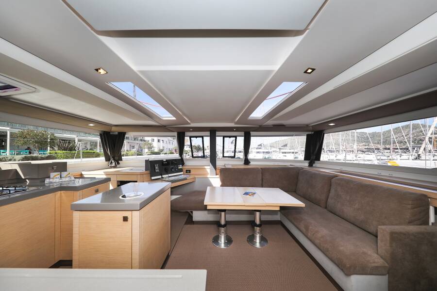 Fountaine Pajot Saona 47 Quintet