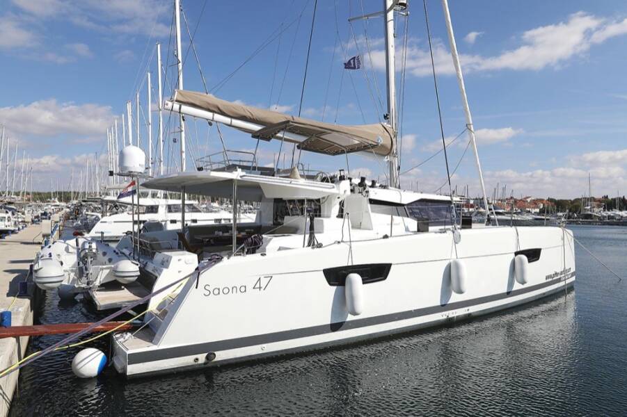 Fountaine Pajot Saona 47 Quintet