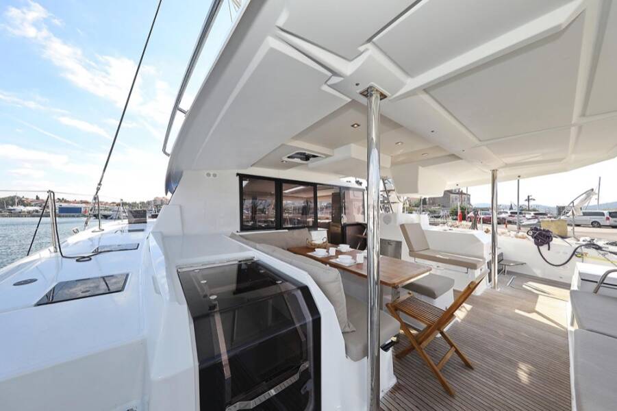 Fountaine Pajot Saona 47 Quintet