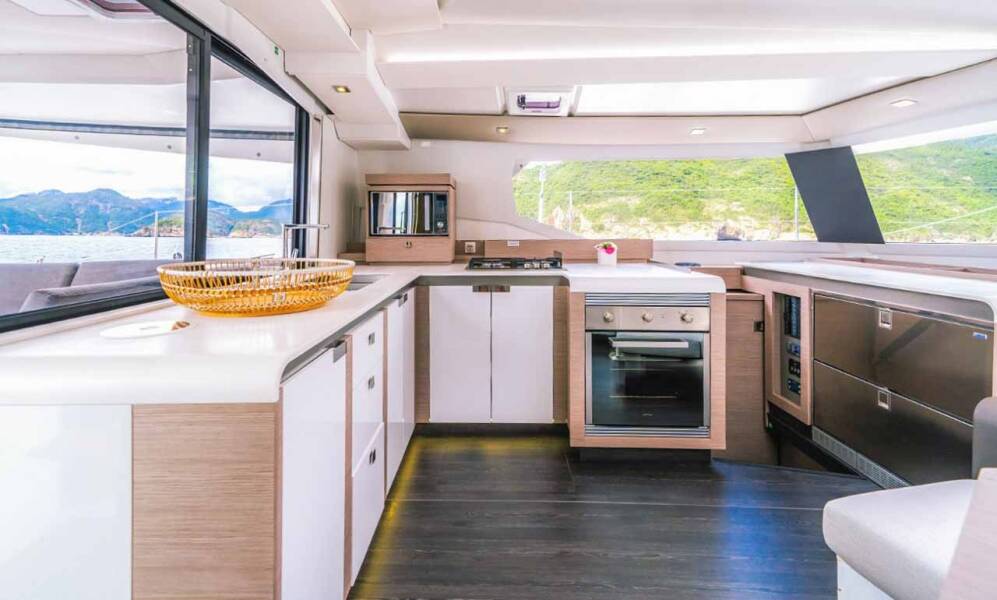 Fountaine Pajot Tanna 47