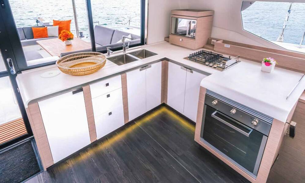 Fountaine Pajot Tanna 47