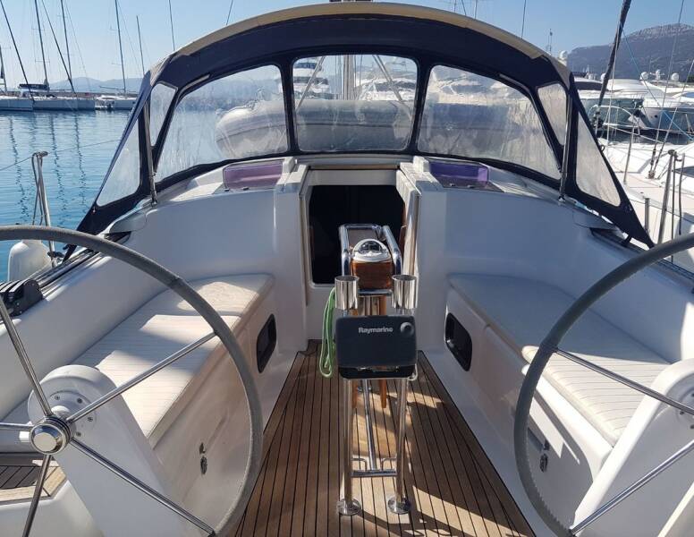 Hanse 345