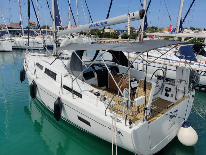 Hanse 388